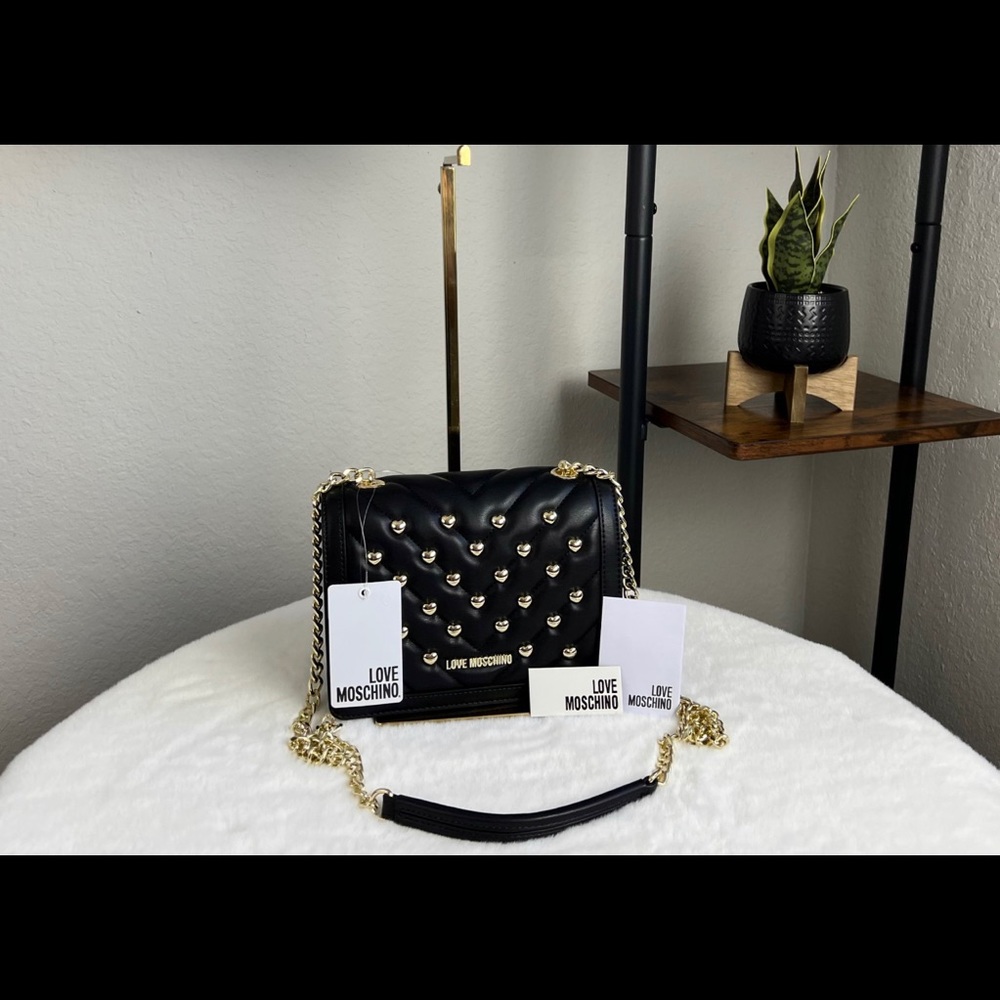 NWT Love Moschino Black Crossbody Chain Strap Gold Heart Stud Logo Purse Handbag